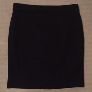 Ann Taylor black pencil skirt, 14